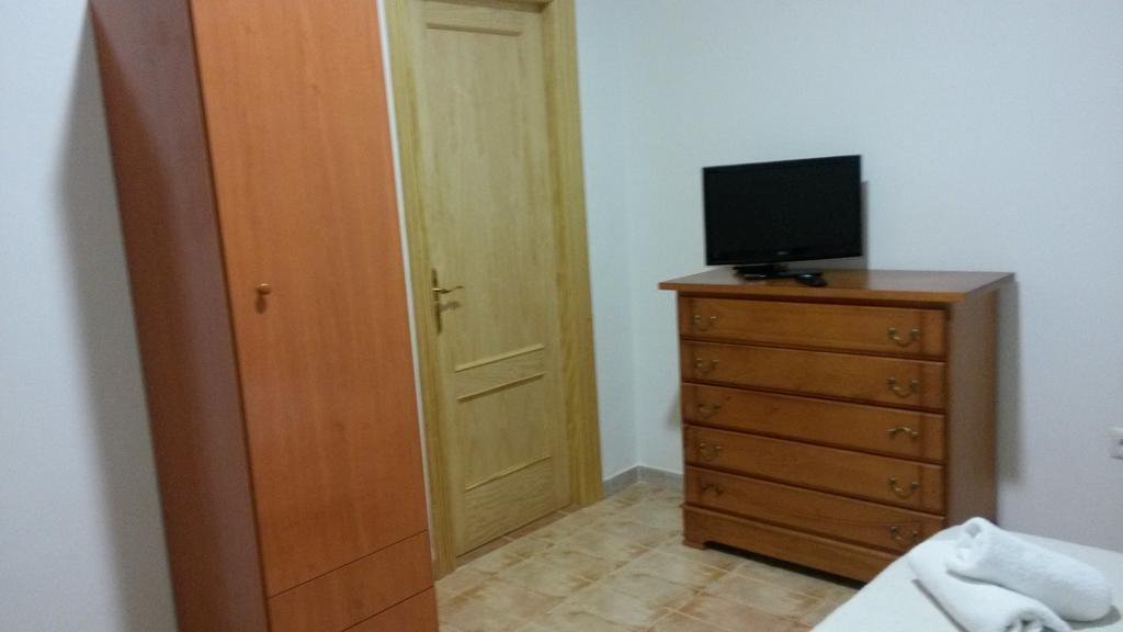 Hostal Virgen Del Pilar Baza Kamer foto