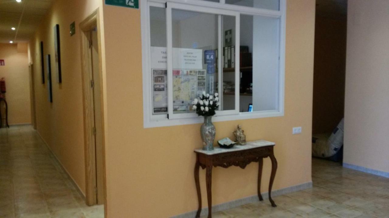 Hostal Virgen Del Pilar Baza Buitenkant foto